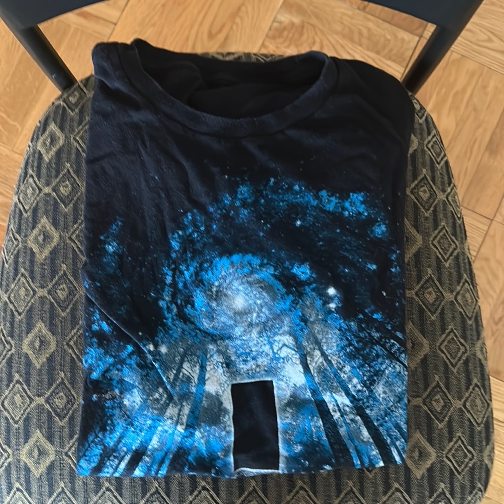 men’s t shirt